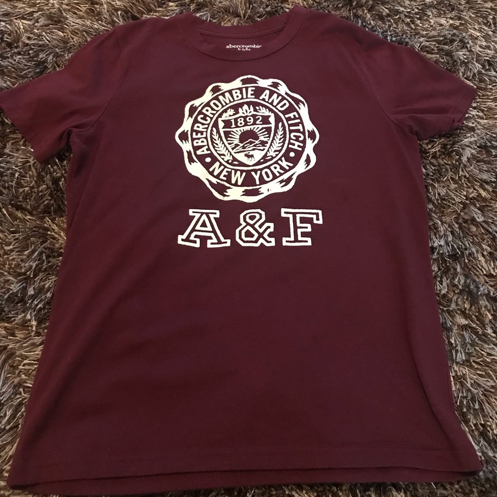 Abercrombie T-shirt Boys size 11/12